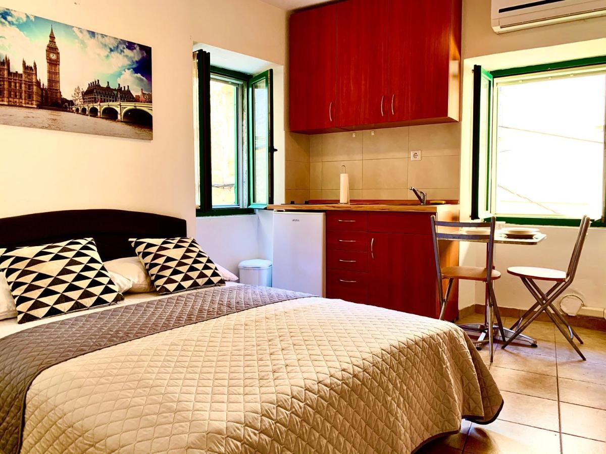 City Coast Apartments シベニク エクステリア 写真